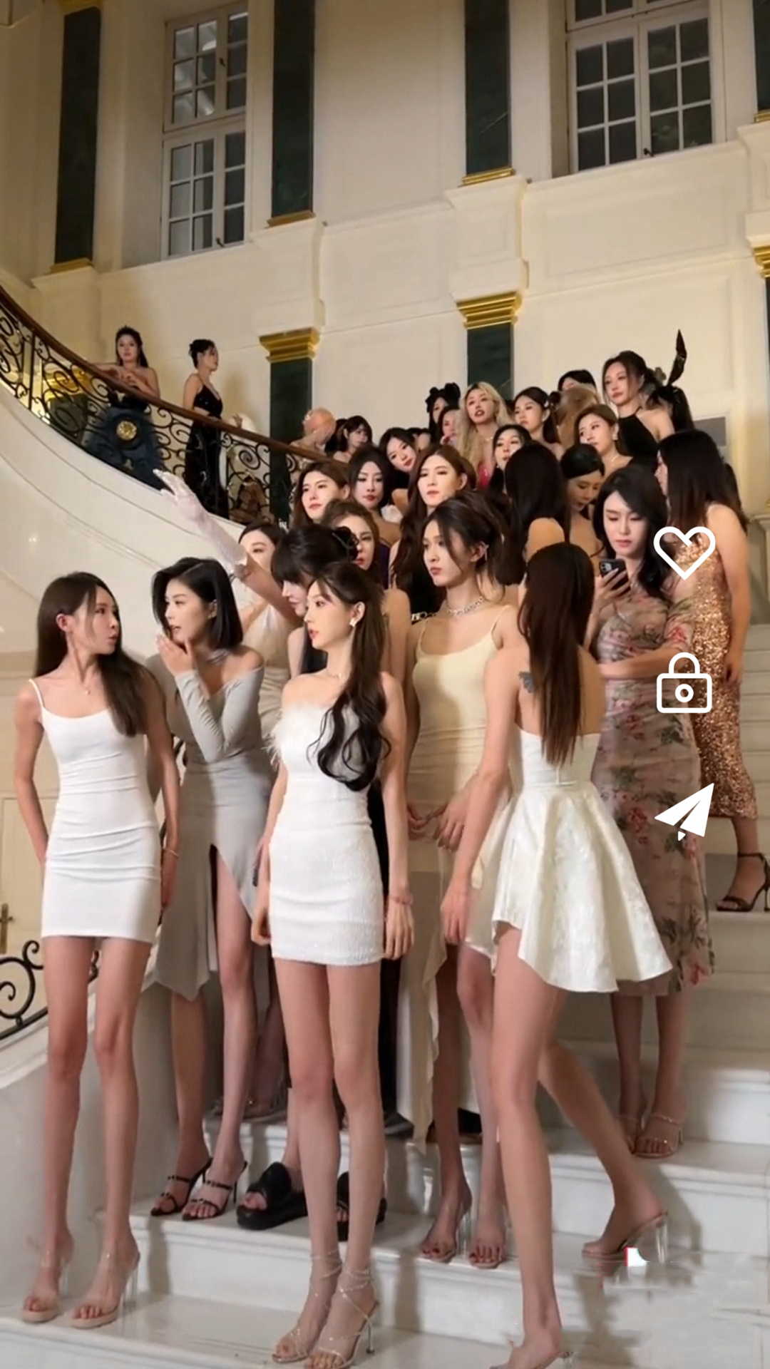 极品校花系统小说在线观看免费截图